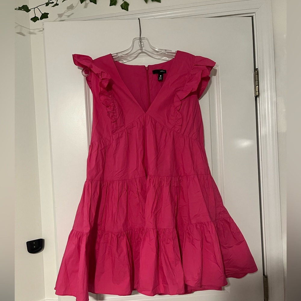 pink v neck short dress